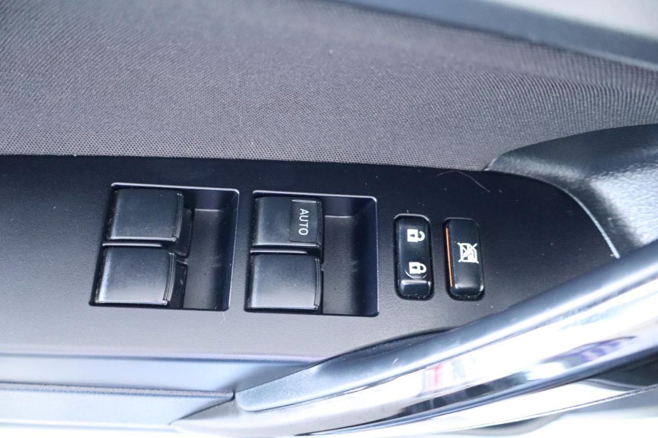 Scion iM 5dr HB Man (Natl) 2016