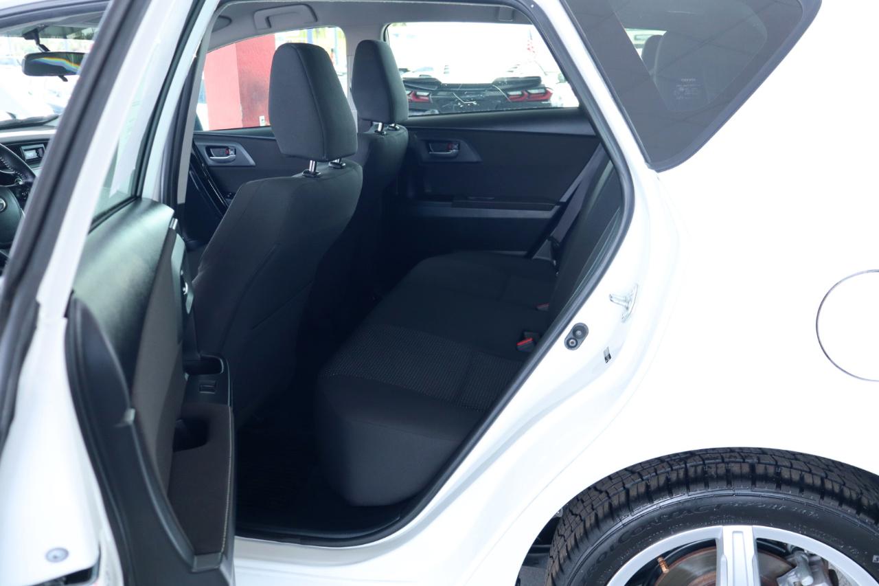 Scion iM 5dr HB Man (Natl) 2016