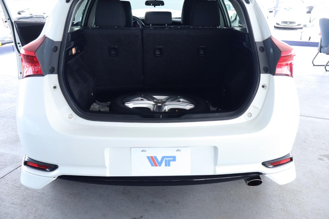 Scion iM 5dr HB Man (Natl) 2016