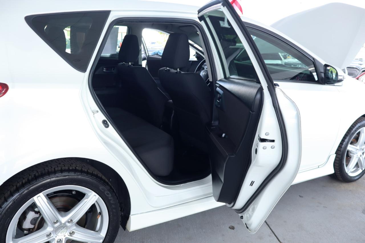 Scion iM 5dr HB Man (Natl) 2016