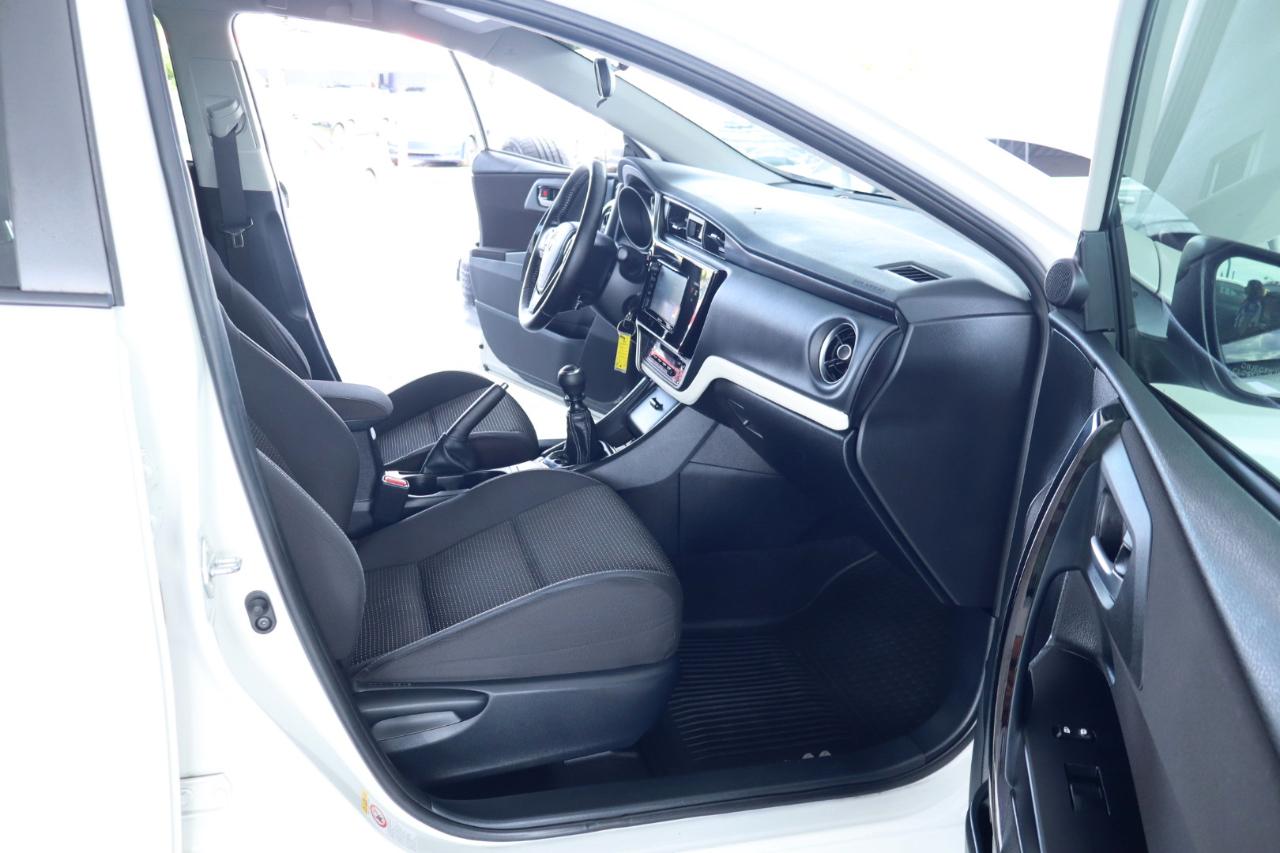 Scion iM 5dr HB Man (Natl) 2016