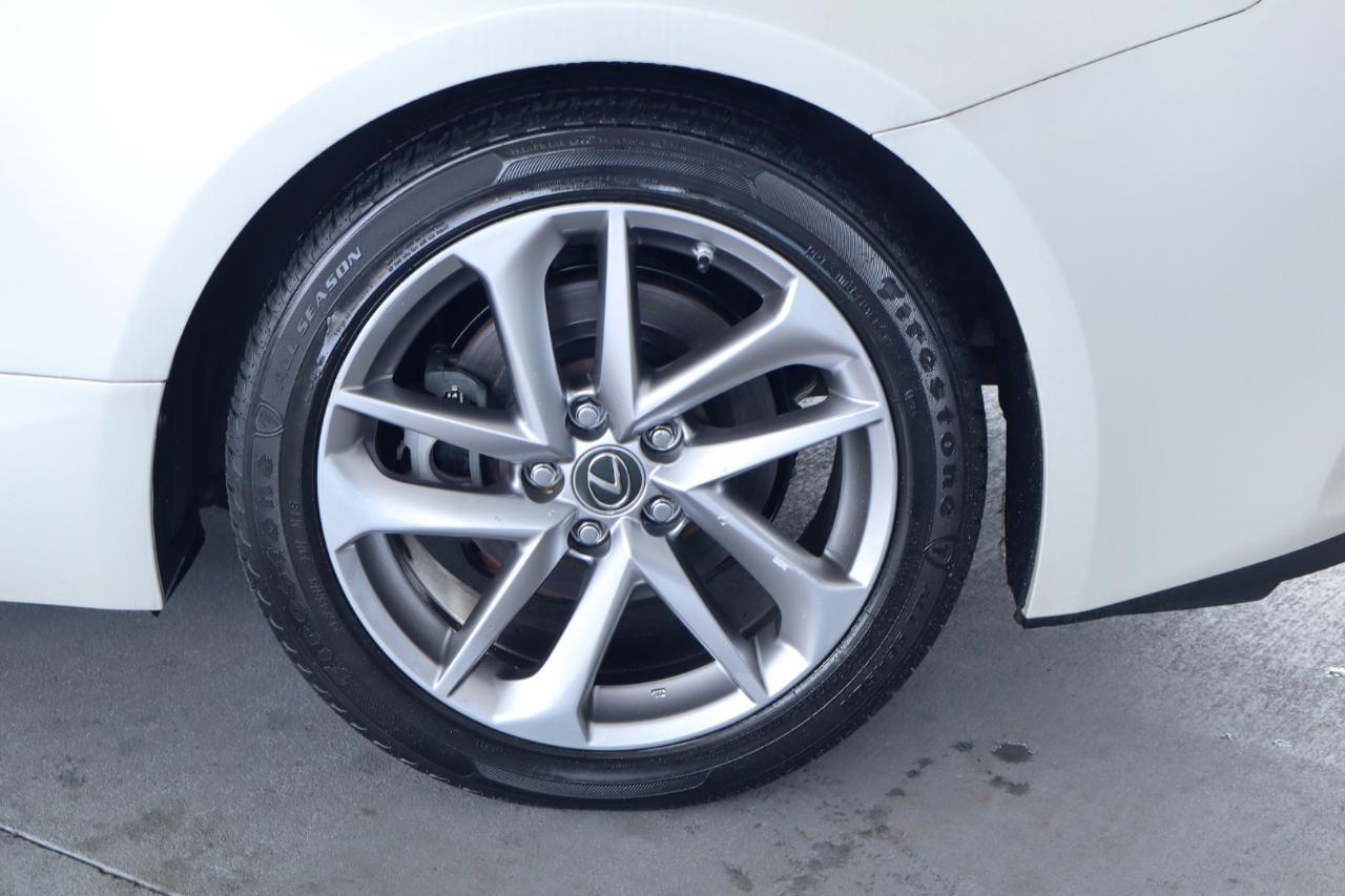 Lexus RC RC 300 RWD 2020