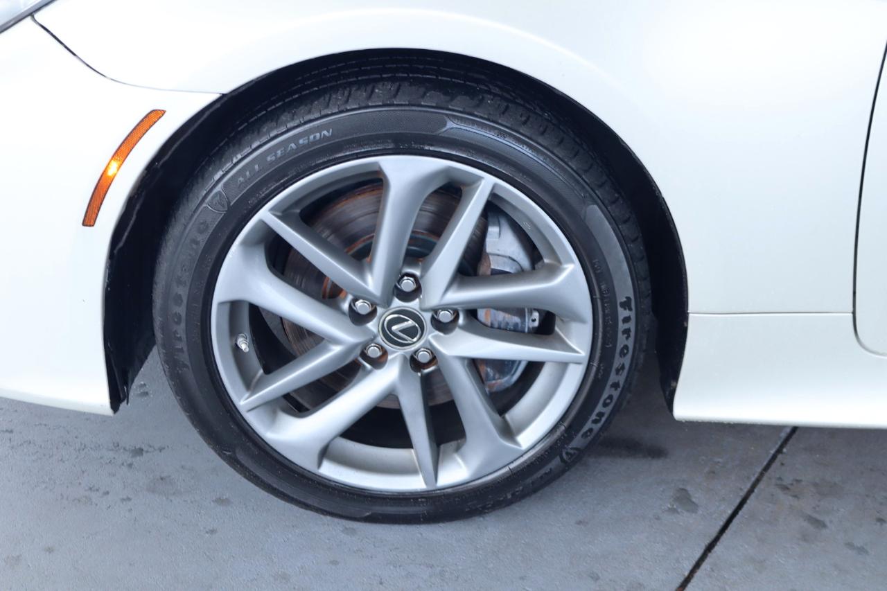 Lexus RC RC 300 RWD 2020