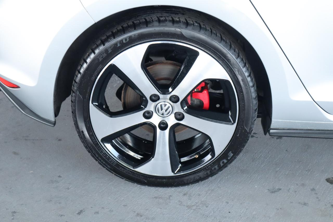 Volkswagen Golf GTI 4dr HB DSG Autobahn 2016