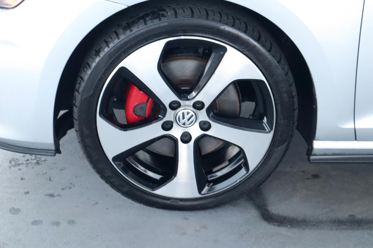 Volkswagen Golf GTI 4dr HB DSG Autobahn 2016