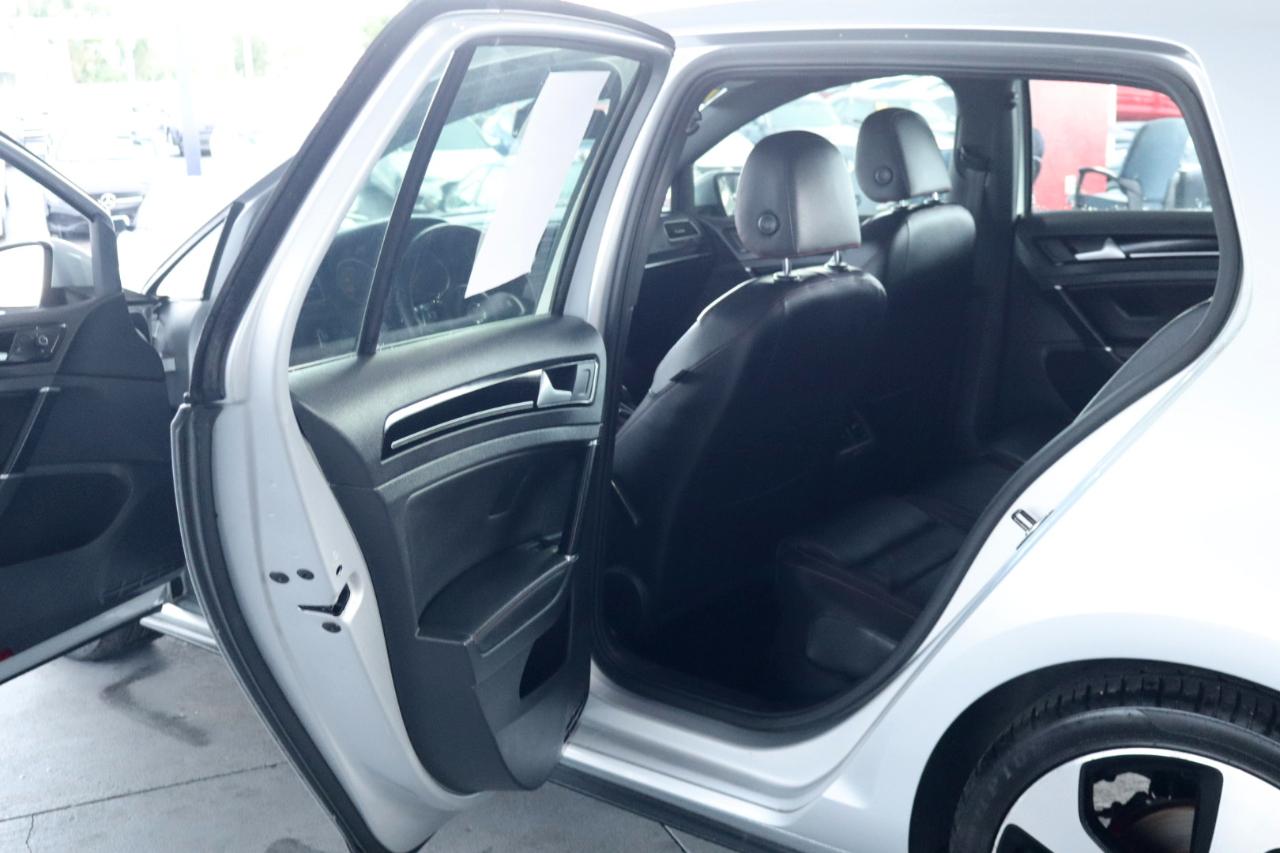 Volkswagen Golf GTI 4dr HB DSG Autobahn 2016