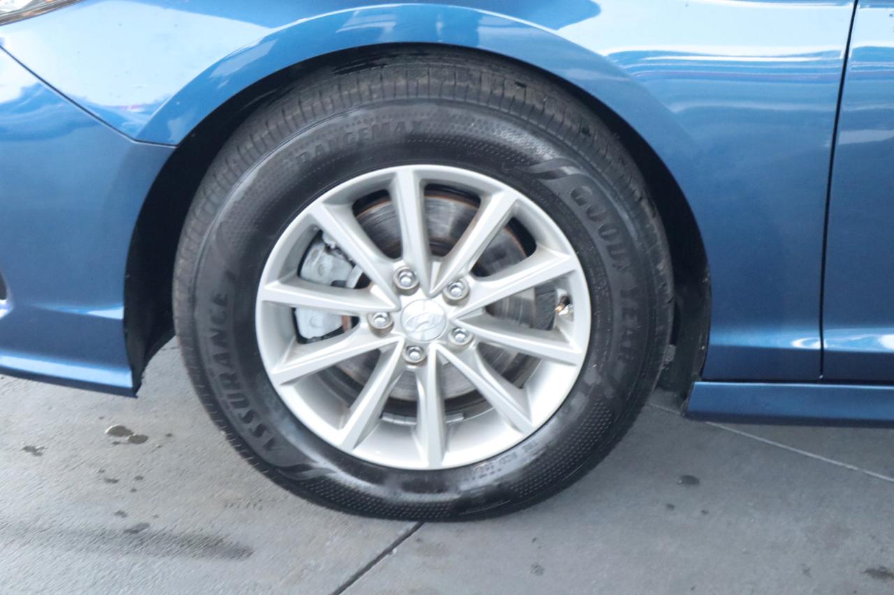 Hyundai Sonata SE 2.4L 2018