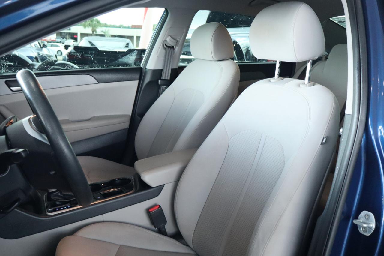 Hyundai Sonata SE 2.4L 2018