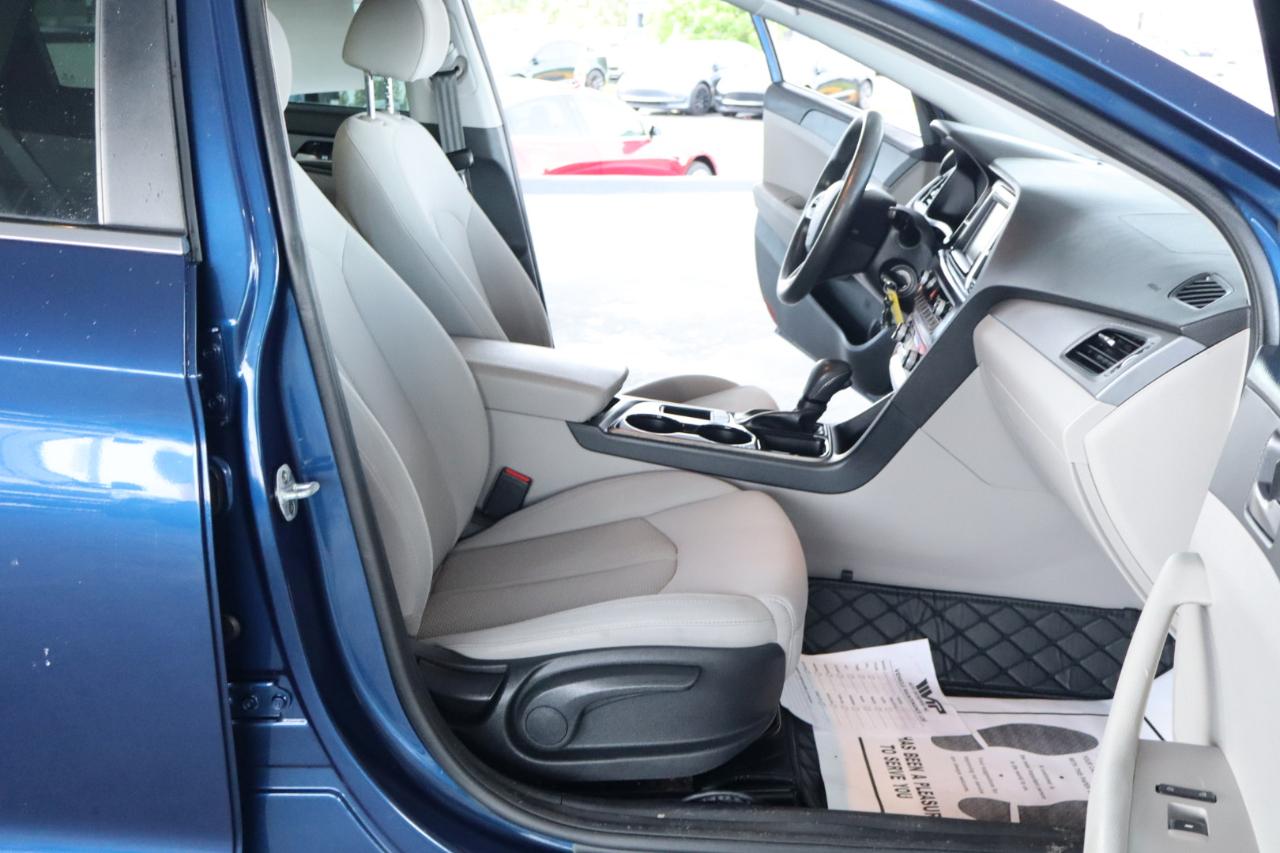 Hyundai Sonata SE 2.4L 2018