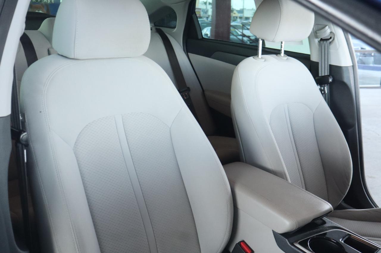 Hyundai Sonata SE 2.4L 2018