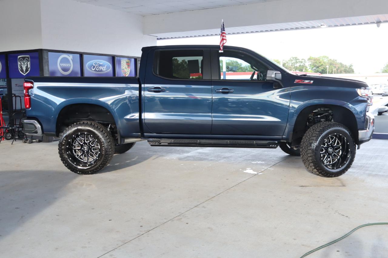 Chevrolet Silverado 1500 4WD Crew Cab 147" LT 2020