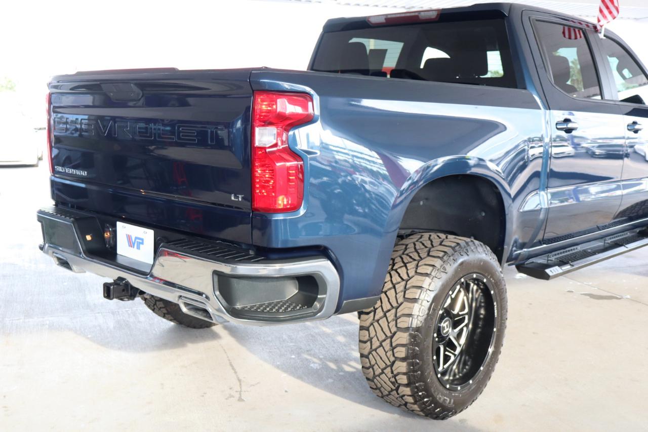 Chevrolet Silverado 1500 4WD Crew Cab 147" LT 2020