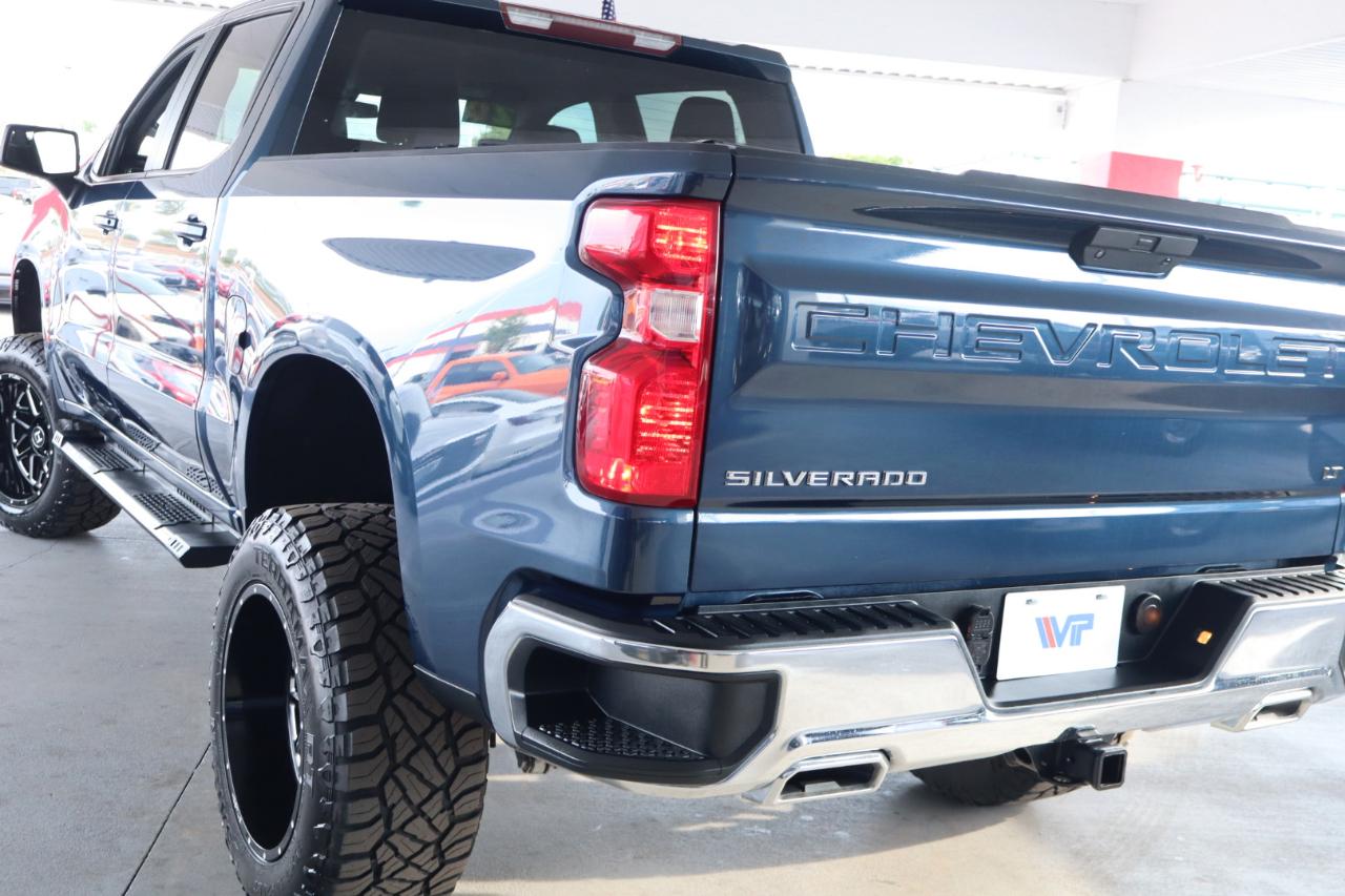 Chevrolet Silverado 1500 4WD Crew Cab 147" LT 2020