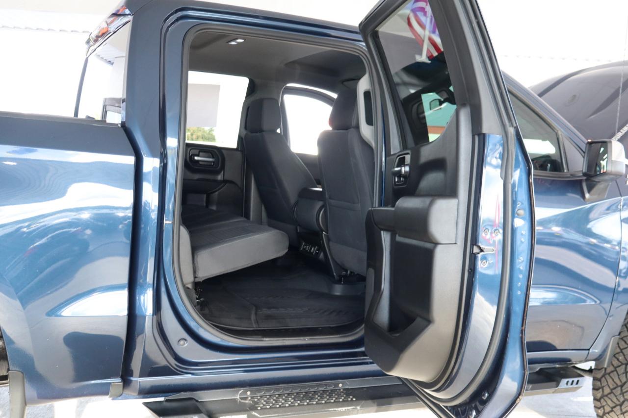 Chevrolet Silverado 1500 4WD Crew Cab 147" LT 2020