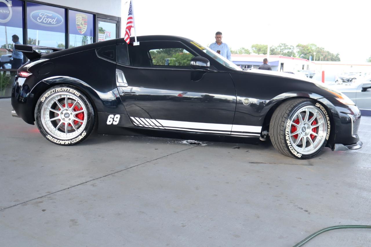 Nissan 370Z 2dr Cpe Auto 2015