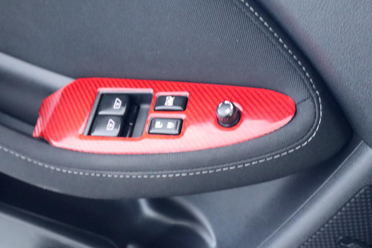 Nissan 370Z 2dr Cpe Auto 2015