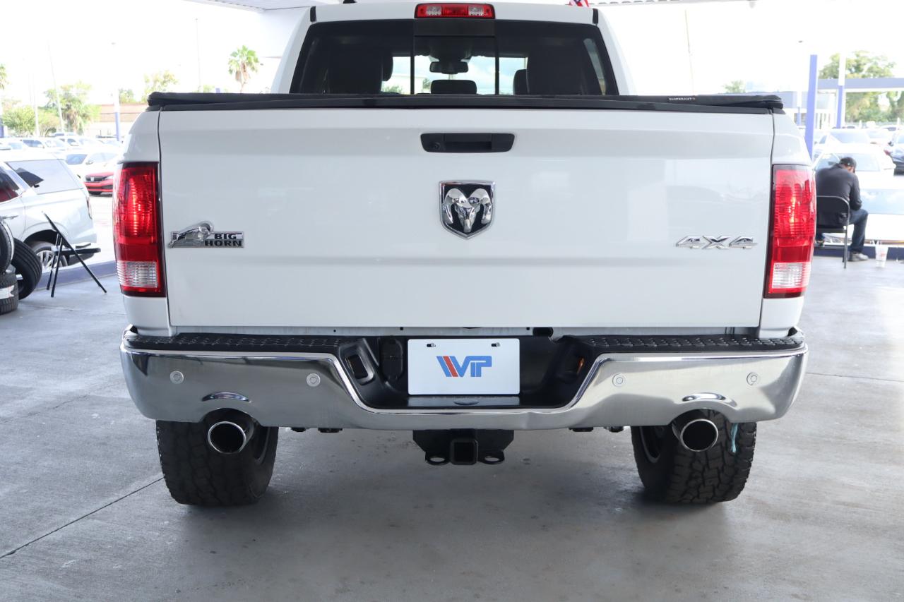 RAM 1500 Classic Big Horn 4x4 Crew Cab 6'4" Box 2019