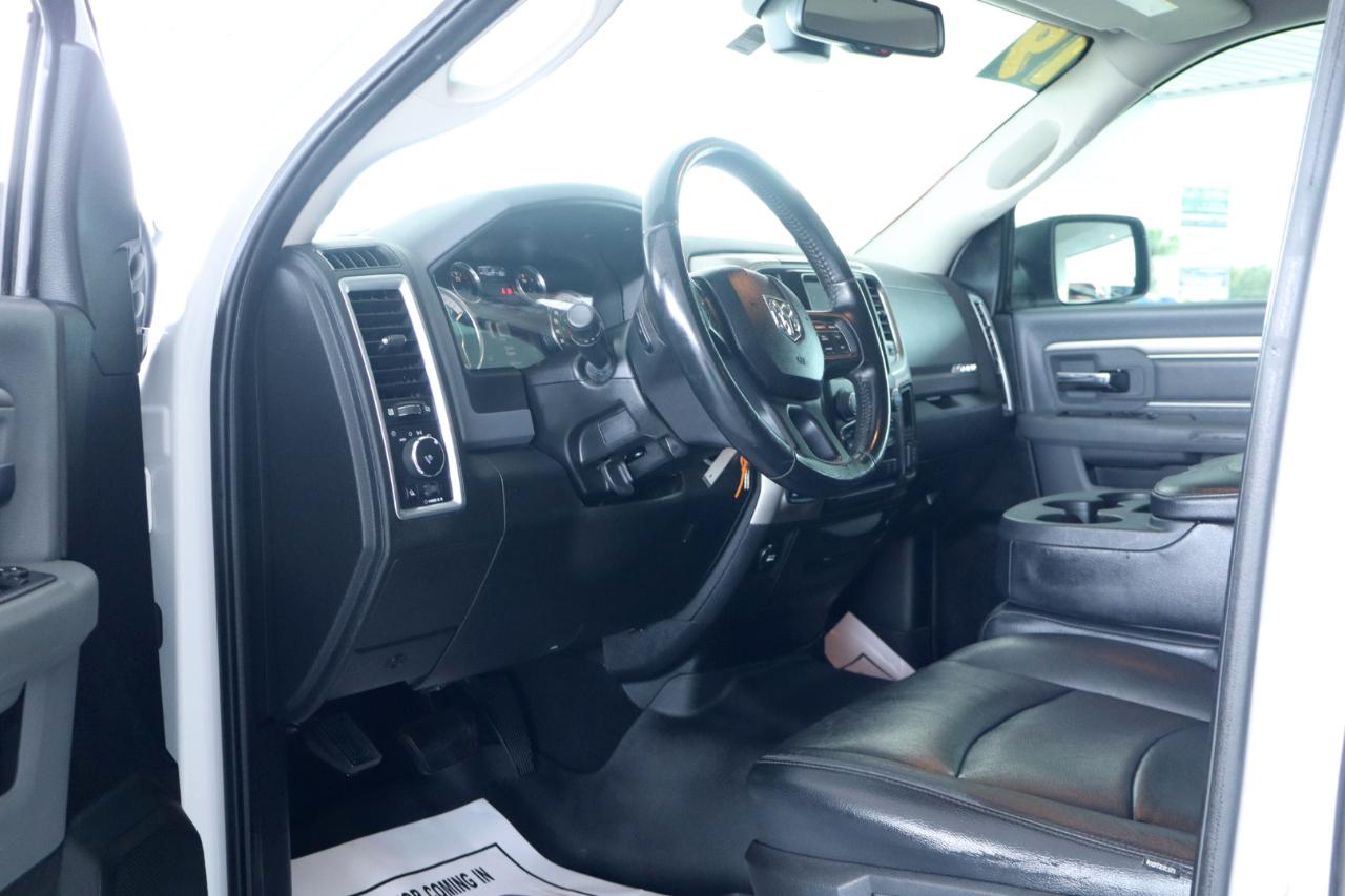 RAM 1500 Classic Big Horn 4x4 Crew Cab 6'4" Box 2019