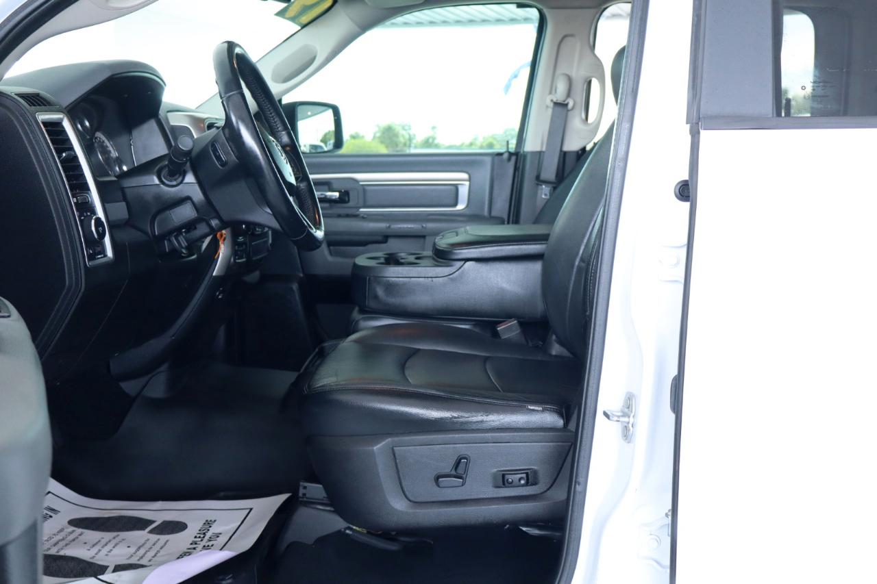 RAM 1500 Classic Big Horn 4x4 Crew Cab 6'4" Box 2019