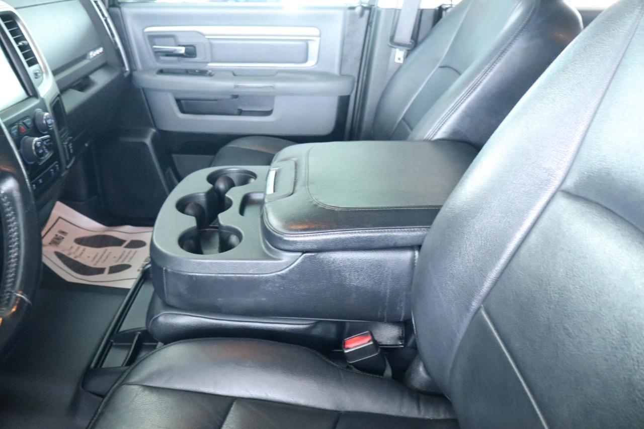 RAM 1500 Classic Big Horn 4x4 Crew Cab 6'4" Box 2019