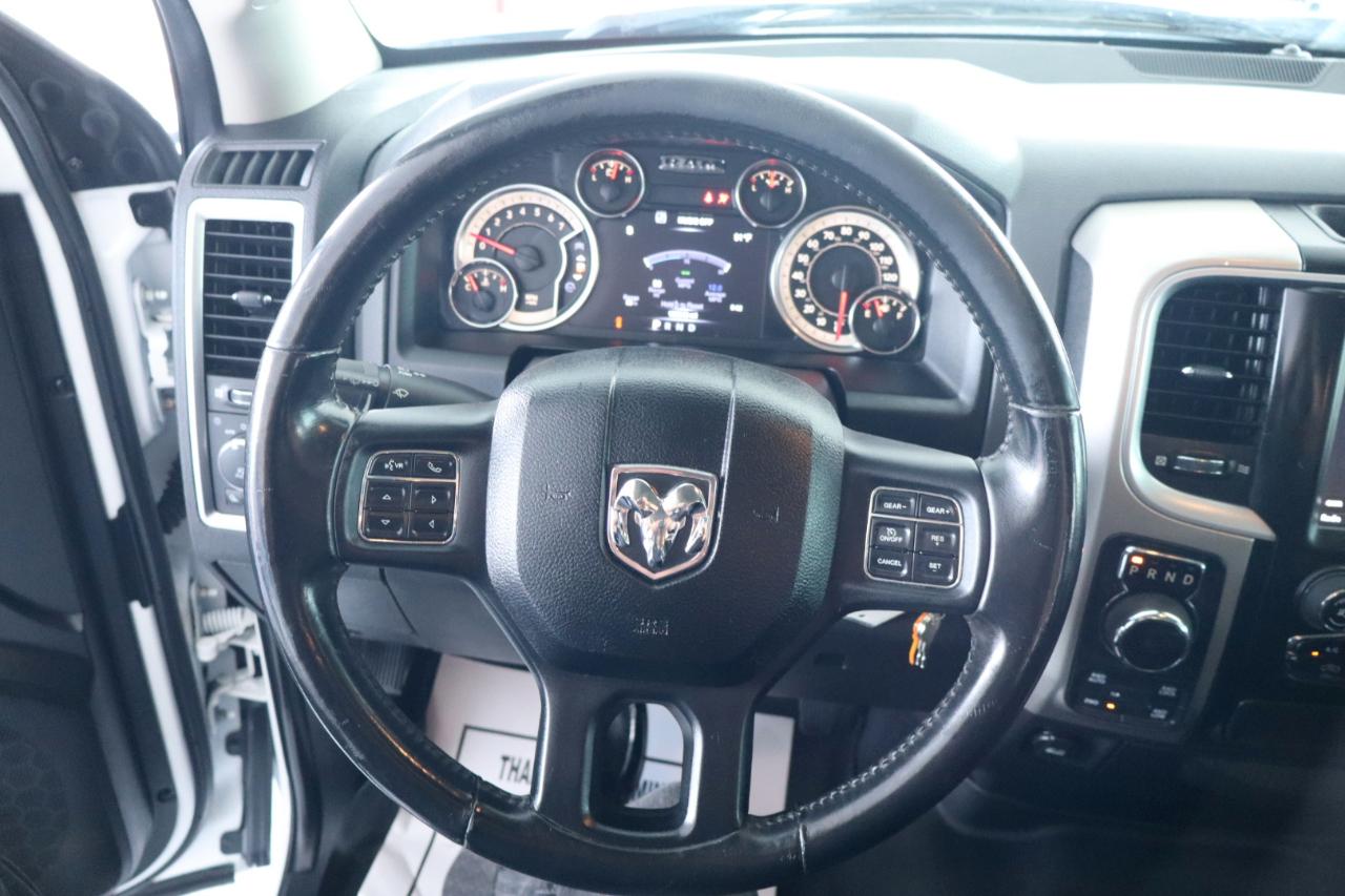 RAM 1500 Classic Big Horn 4x4 Crew Cab 6'4" Box 2019