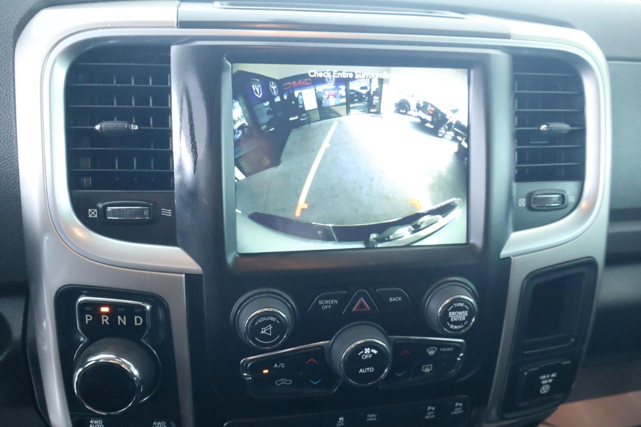 RAM 1500 Classic Big Horn 4x4 Crew Cab 6'4" Box 2019