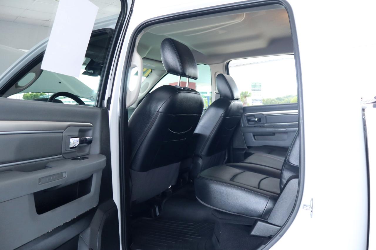 RAM 1500 Classic Big Horn 4x4 Crew Cab 6'4" Box 2019