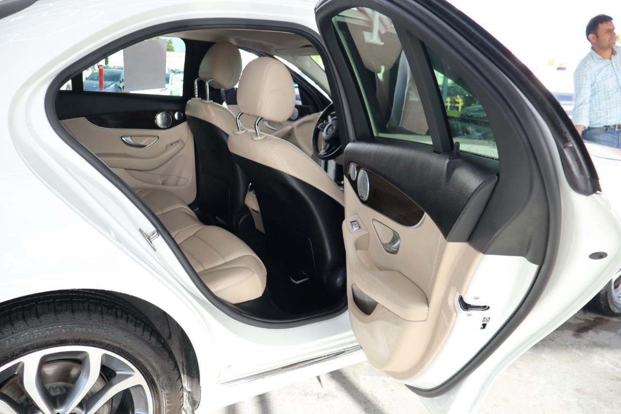 Mercedes-Benz C-Class C 300 4MATIC Sedan 2017