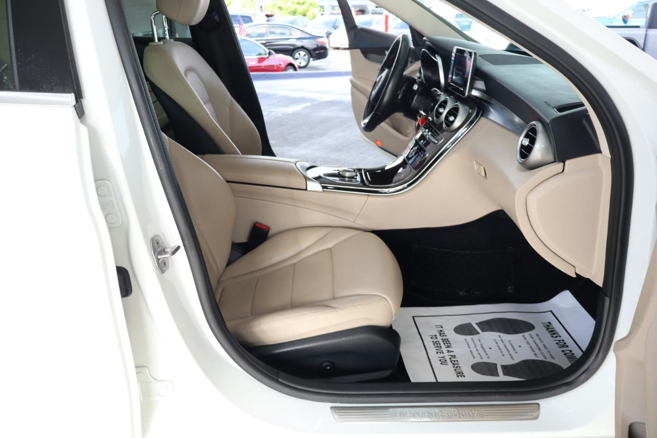 Mercedes-Benz C-Class C 300 4MATIC Sedan 2017
