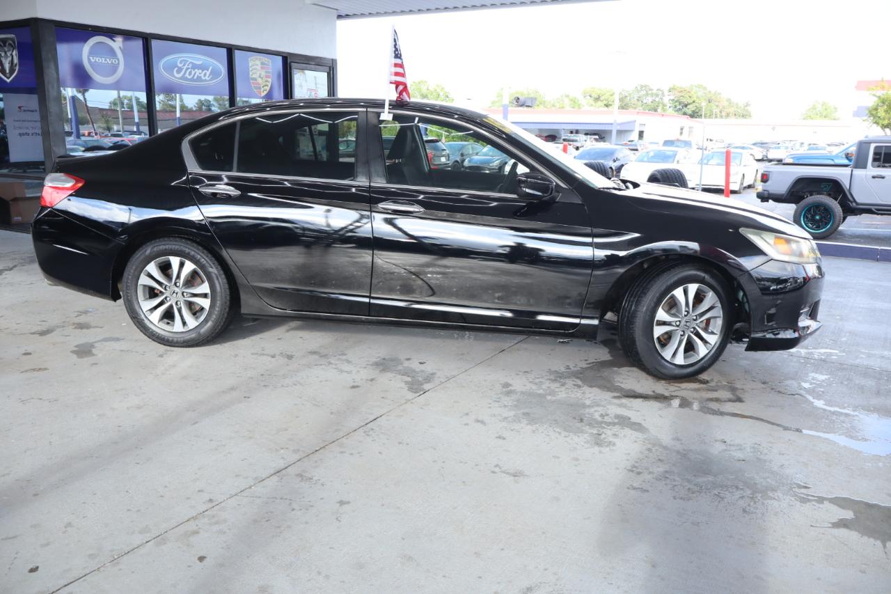 Honda Accord Sedan 4dr I4 CVT LX 2015