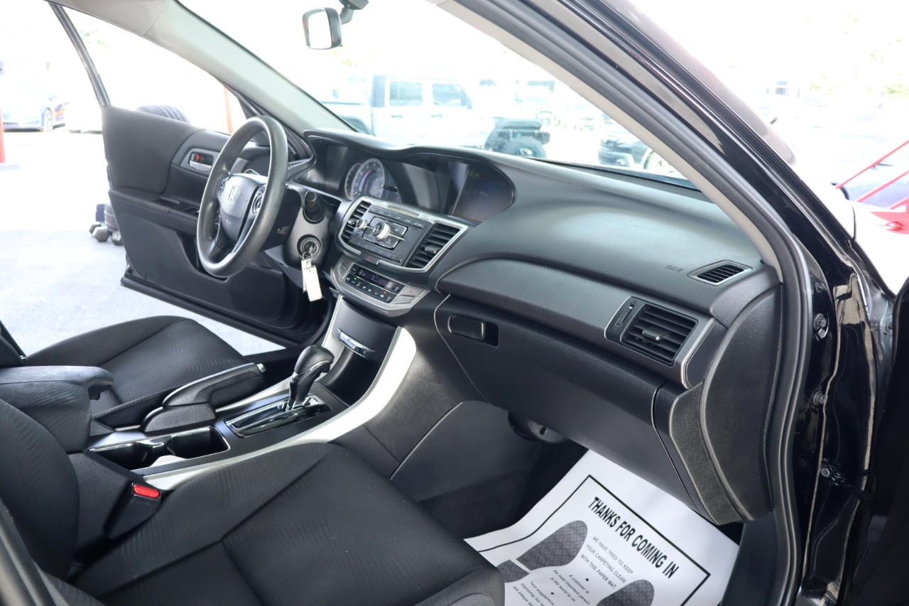 Honda Accord Sedan 4dr I4 CVT LX 2015