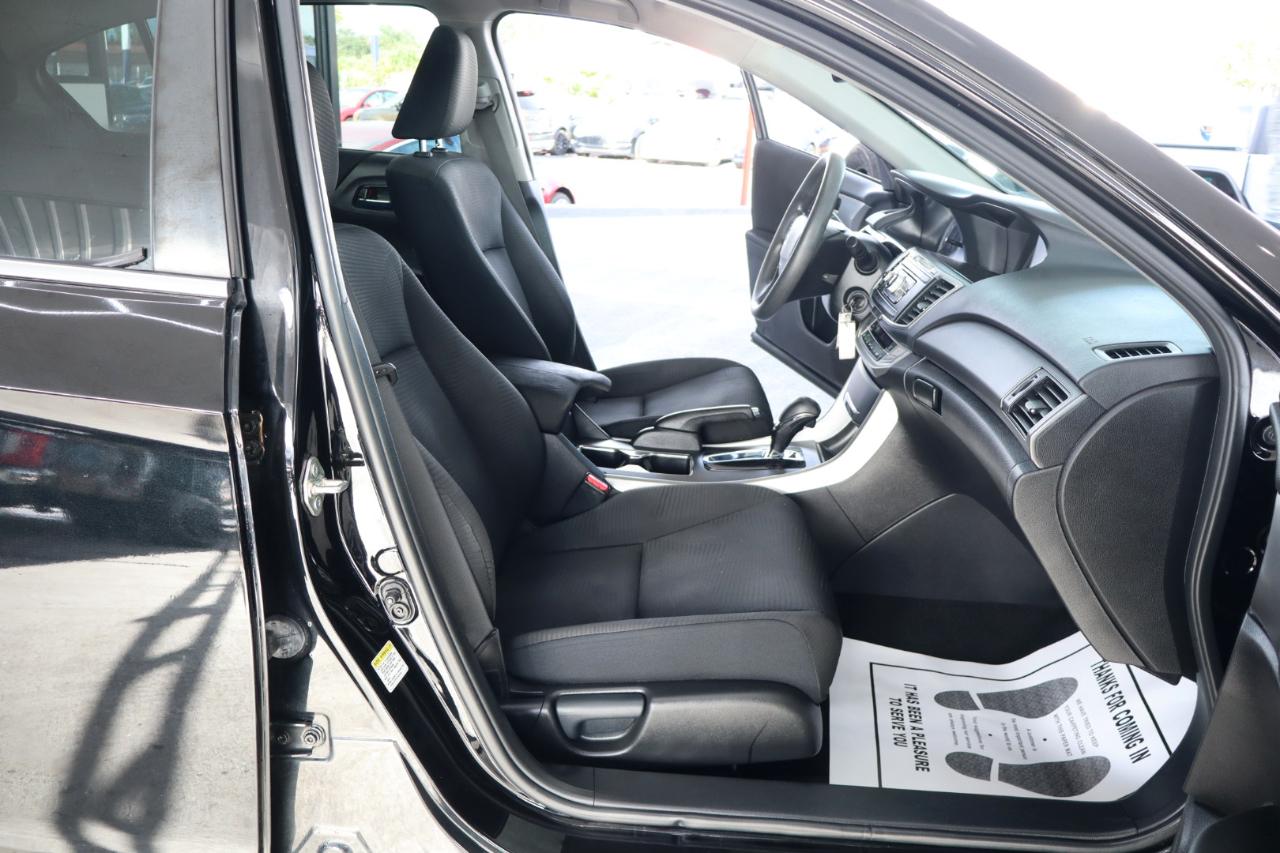 Honda Accord Sedan 4dr I4 CVT LX 2015