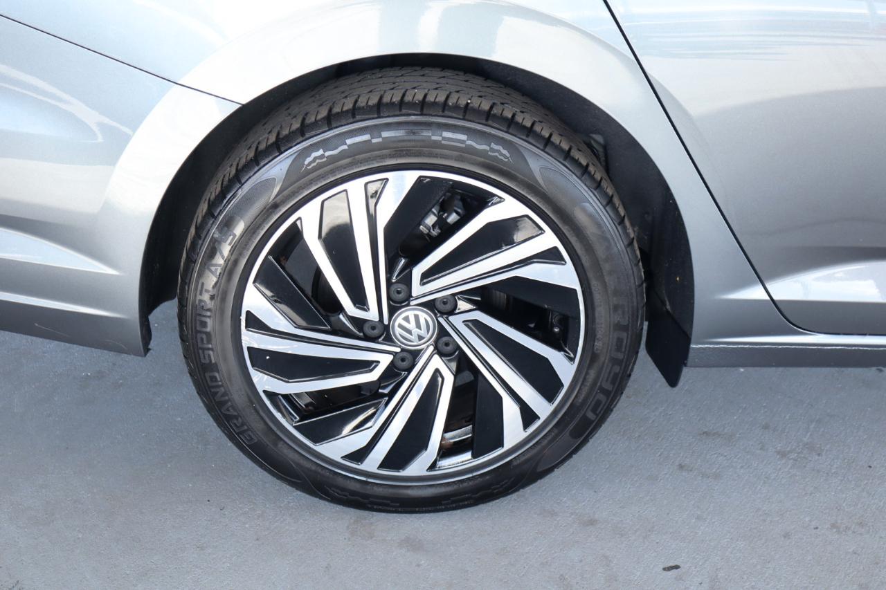 Volkswagen Jetta SEL Auto 2021