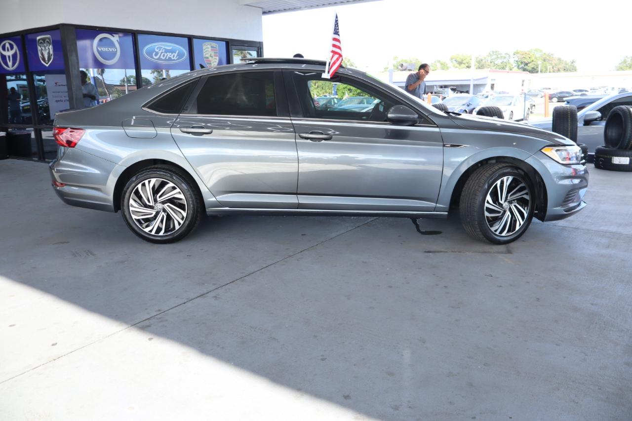Volkswagen Jetta SEL Auto 2021