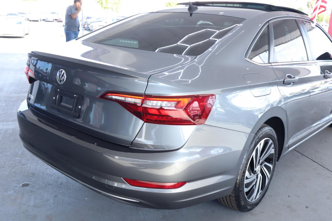 Volkswagen Jetta SEL Auto 2021