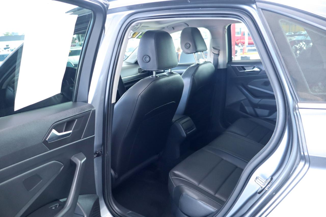 Volkswagen Jetta SEL Auto 2021
