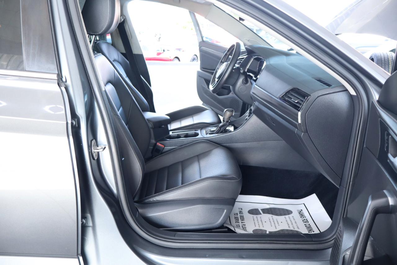 Volkswagen Jetta SEL Auto 2021
