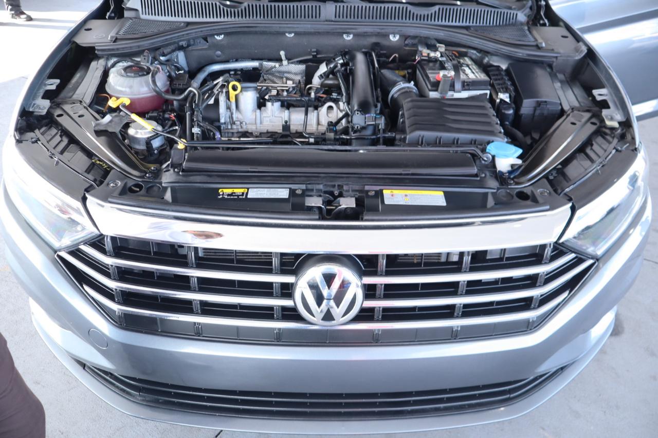 Volkswagen Jetta SEL Auto 2021