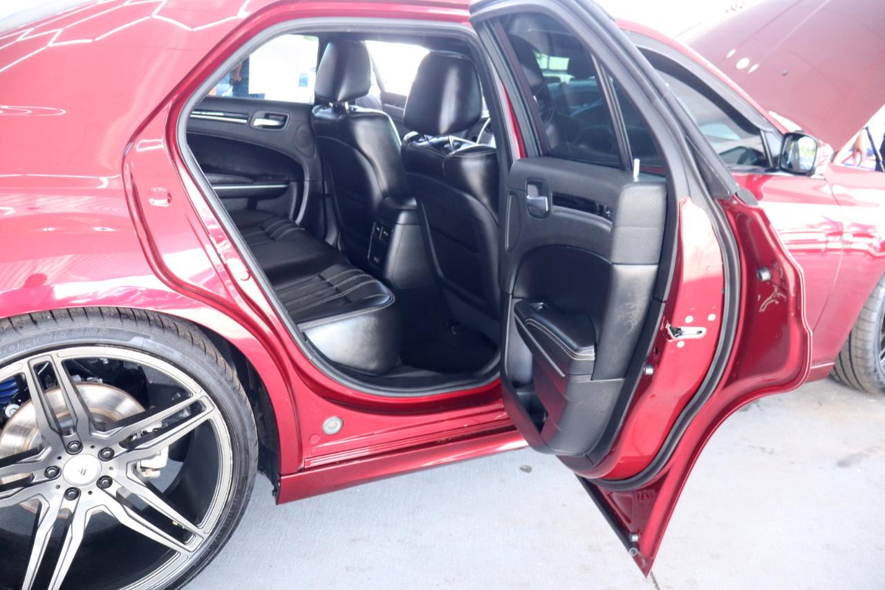 Chrysler 300 300S RWD 2021