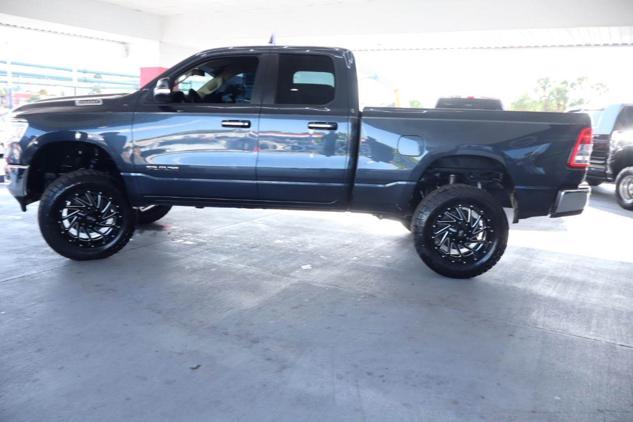 RAM 1500 Big Horn/Lone Star 4x2 Quad Cab 6'4" Box 2019
