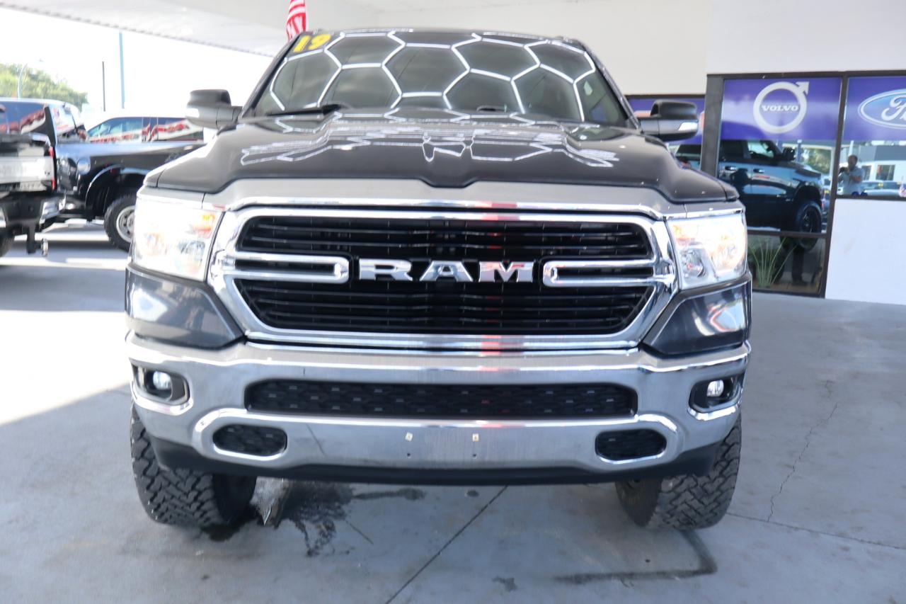 RAM 1500 Big Horn/Lone Star 4x2 Quad Cab 6'4" Box 2019