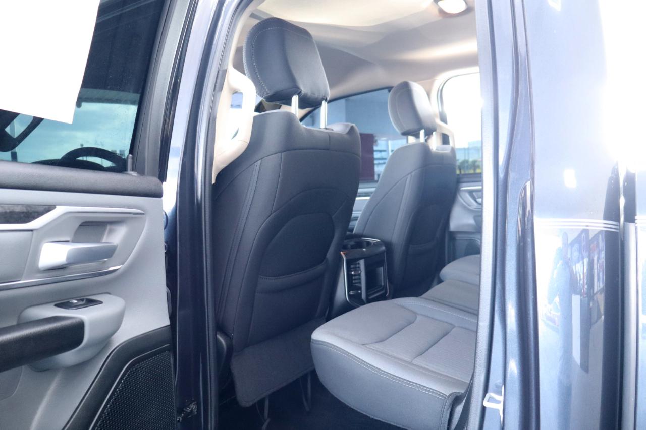 RAM 1500 Big Horn/Lone Star 4x2 Quad Cab 6'4" Box 2019