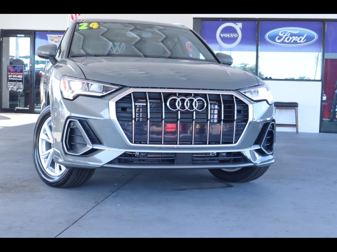 Audi Q3 S line Premium 45 TFSI quattro 2024