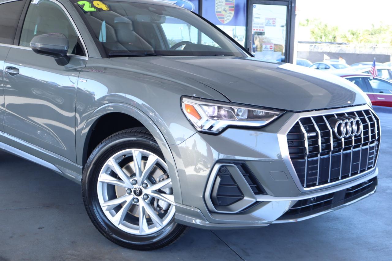 Audi Q3 S line Premium 45 TFSI quattro 2024