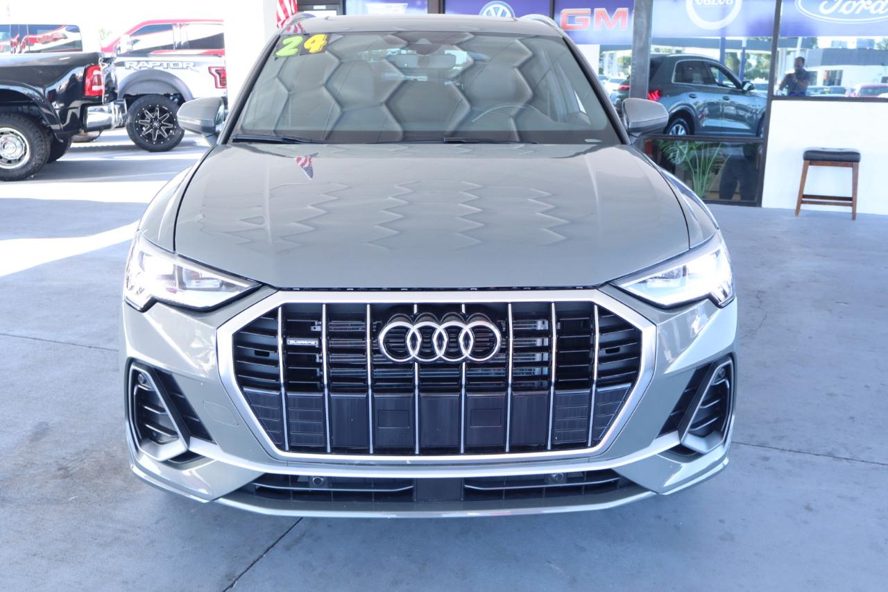 Audi Q3 S line Premium 45 TFSI quattro 2024