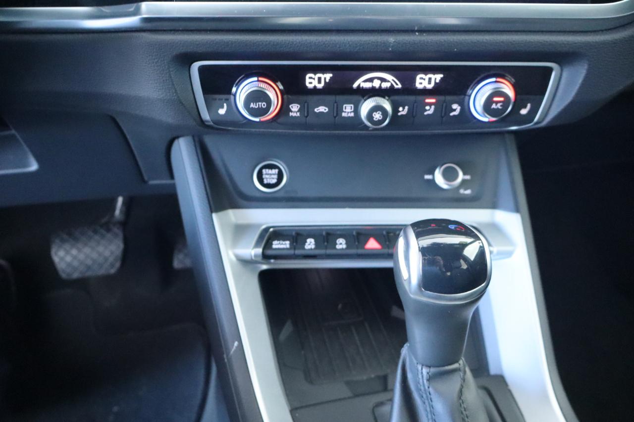 Audi Q3 S line Premium 45 TFSI quattro 2024