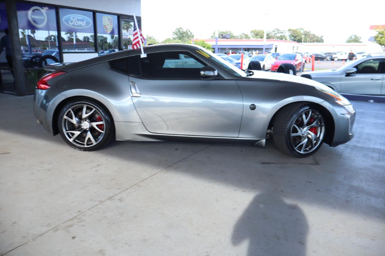 Nissan 370Z 2dr Cpe Auto Sport Tech 2016