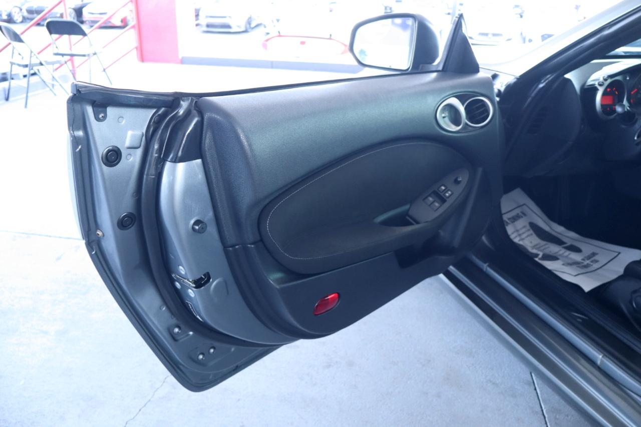 Nissan 370Z 2dr Cpe Auto Sport Tech 2016