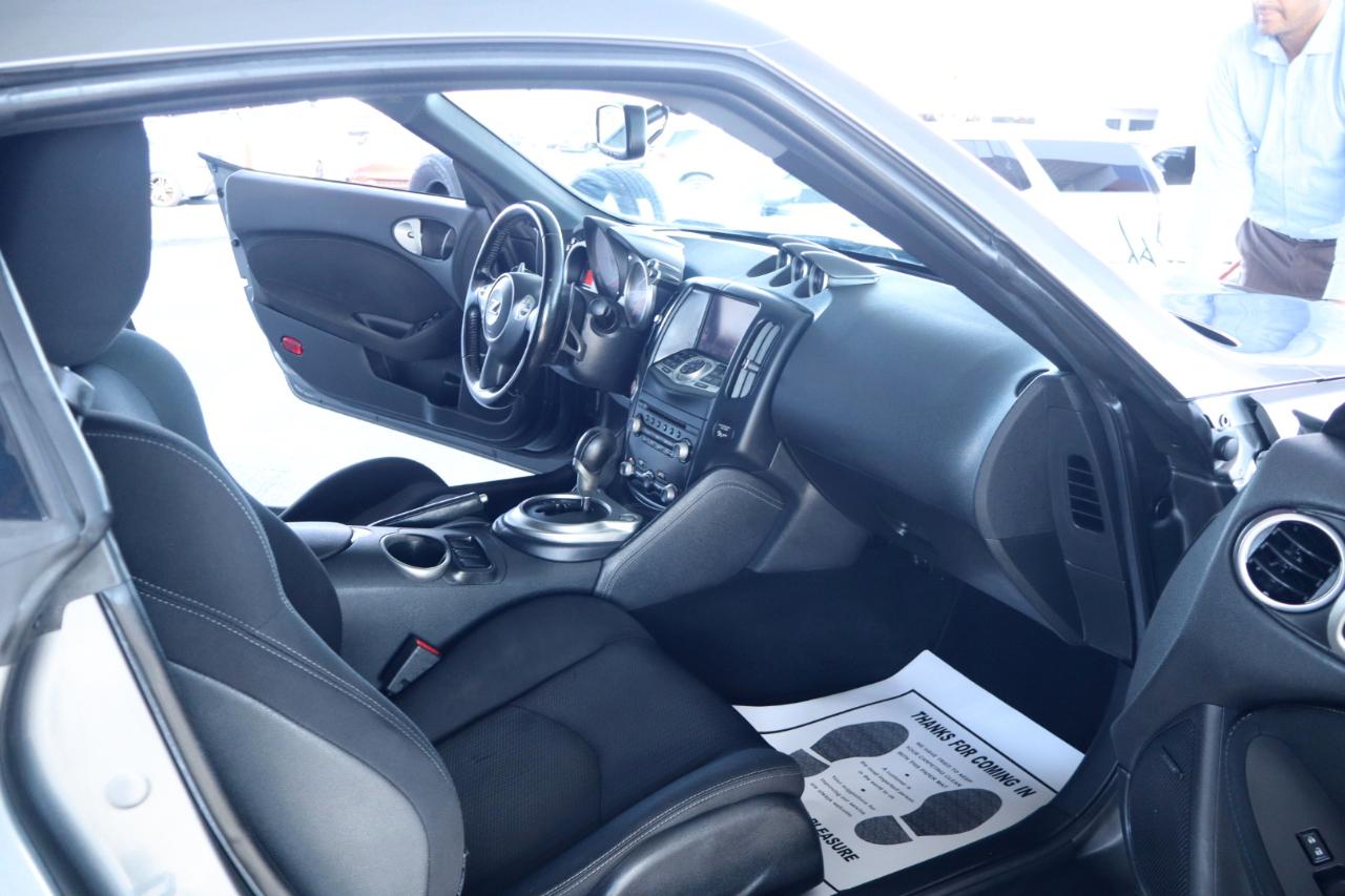 Nissan 370Z 2dr Cpe Auto Sport Tech 2016