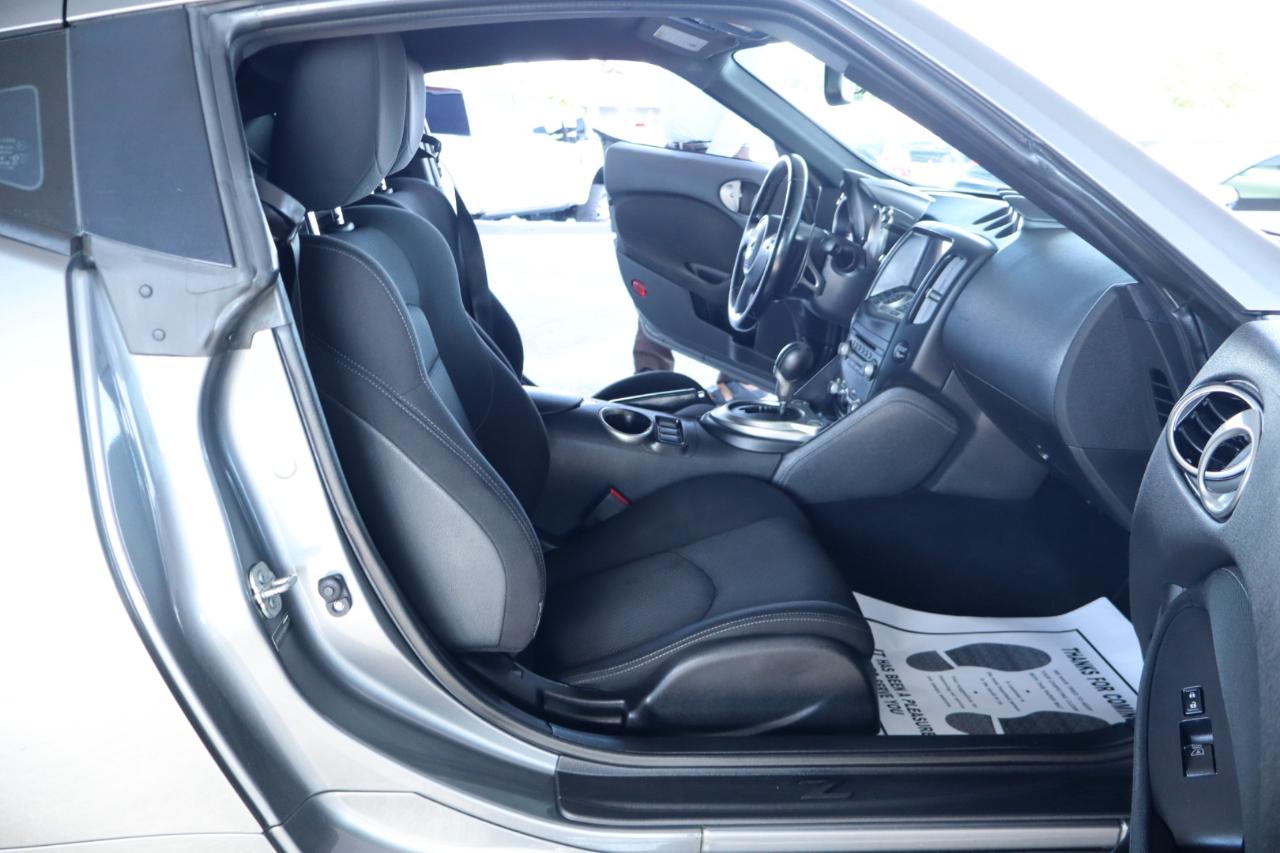 Nissan 370Z 2dr Cpe Auto Sport Tech 2016